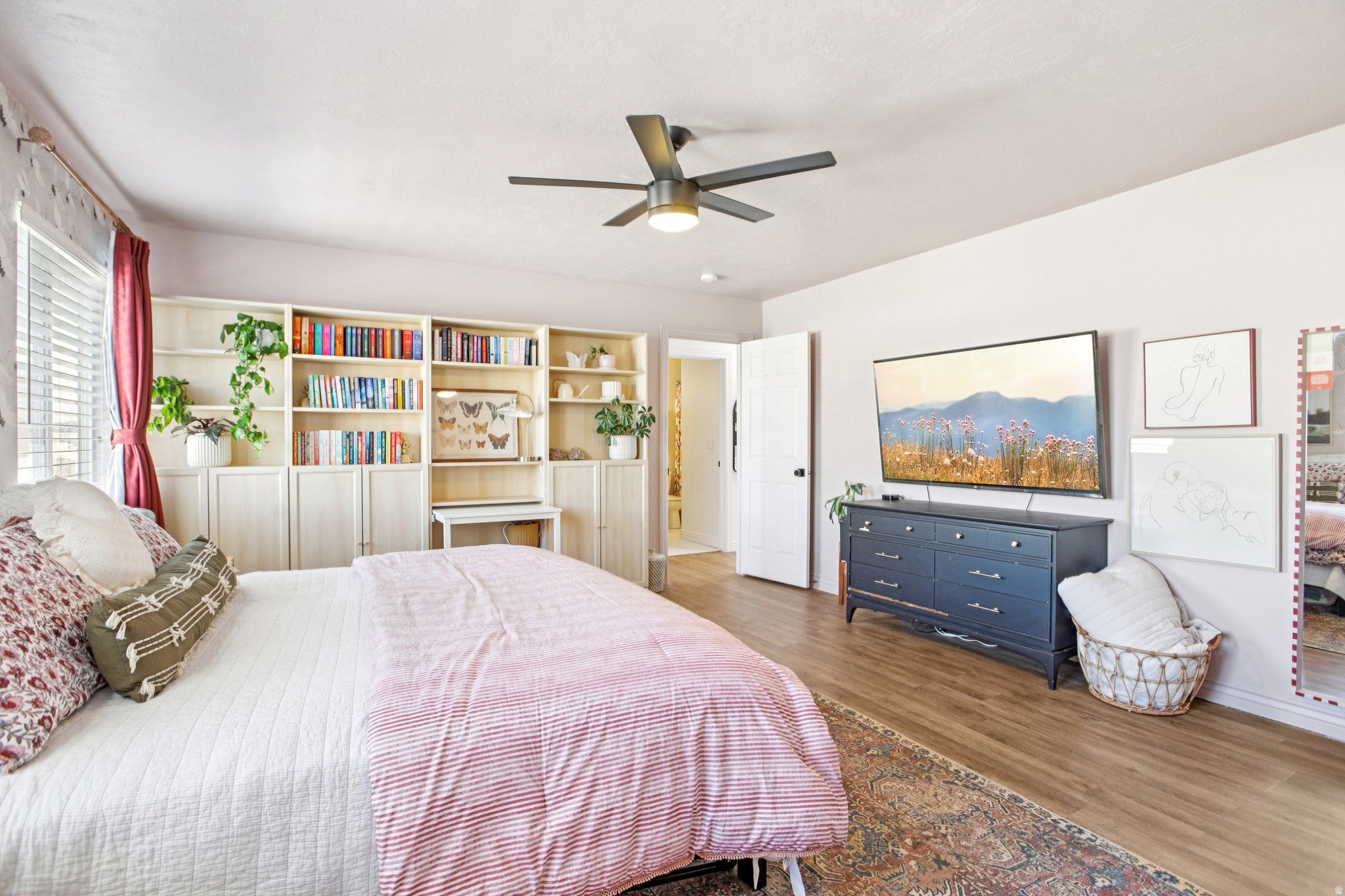 NORTH LAKE - Residential