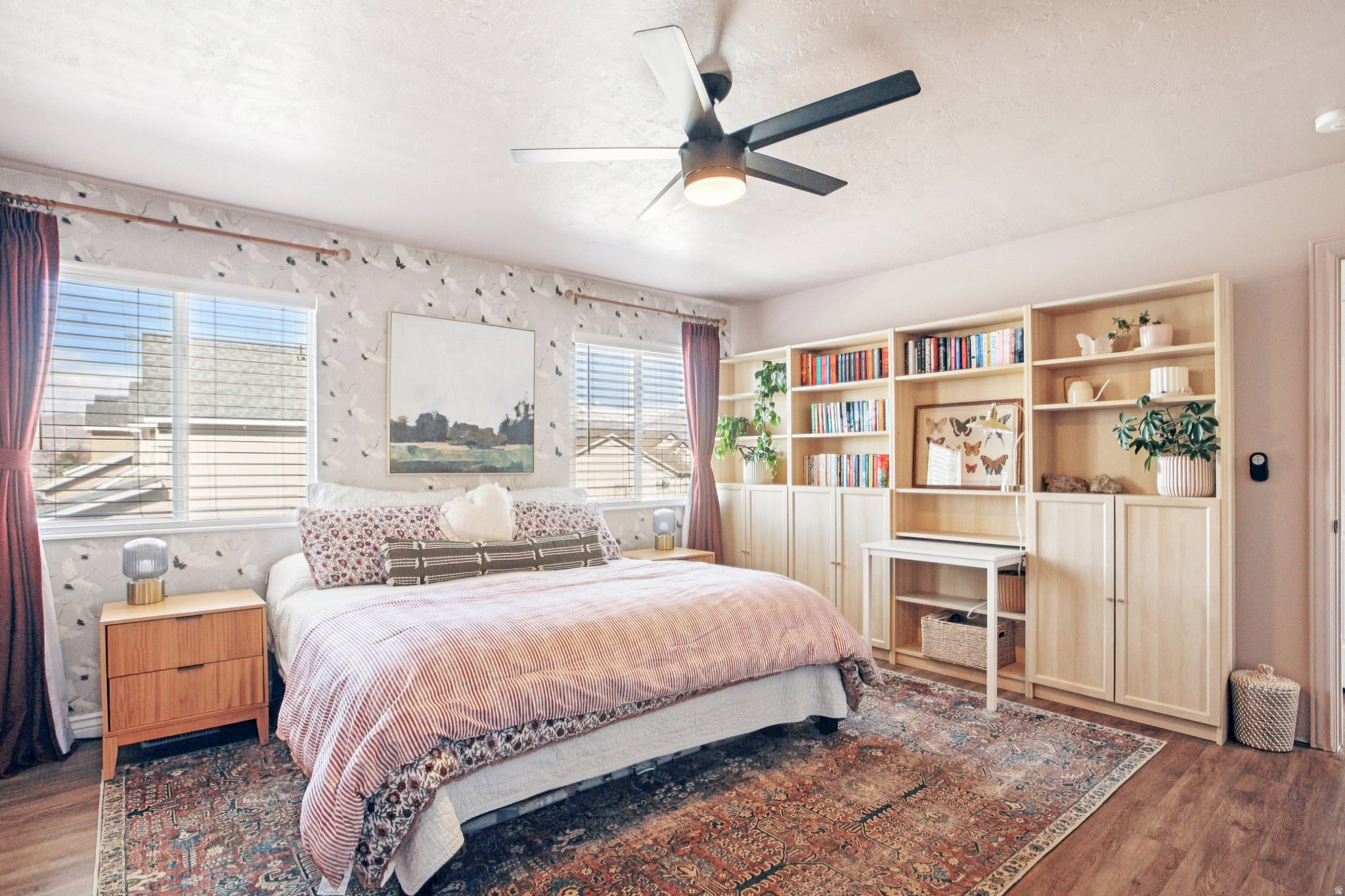 NORTH LAKE - Residential