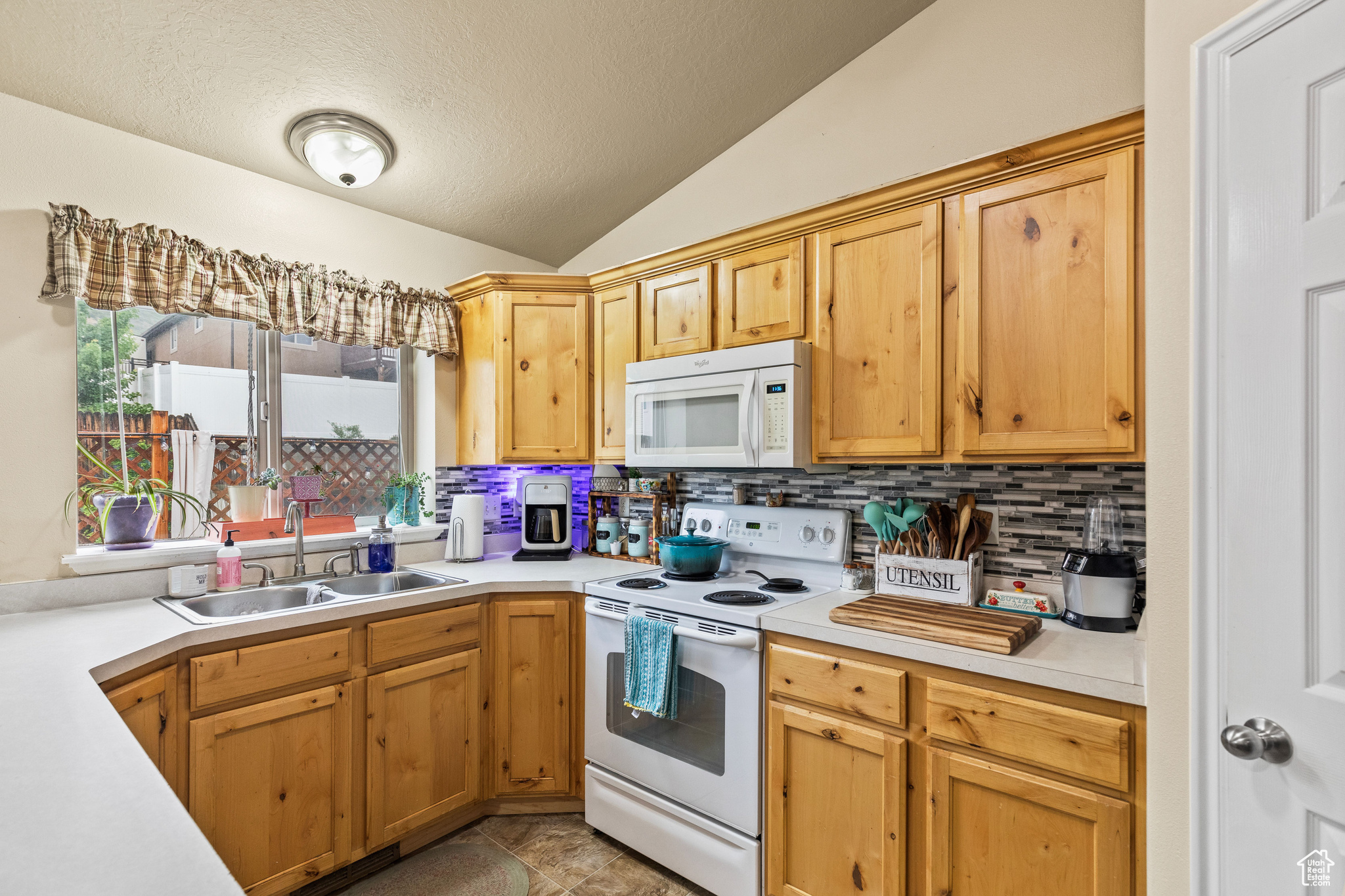 78 N Peach St, Santaquin, Utah image 8