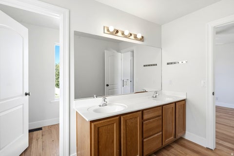Tiny photo for 752 N 1475 E, Layton, UT 84040 (MLS # 2185012)