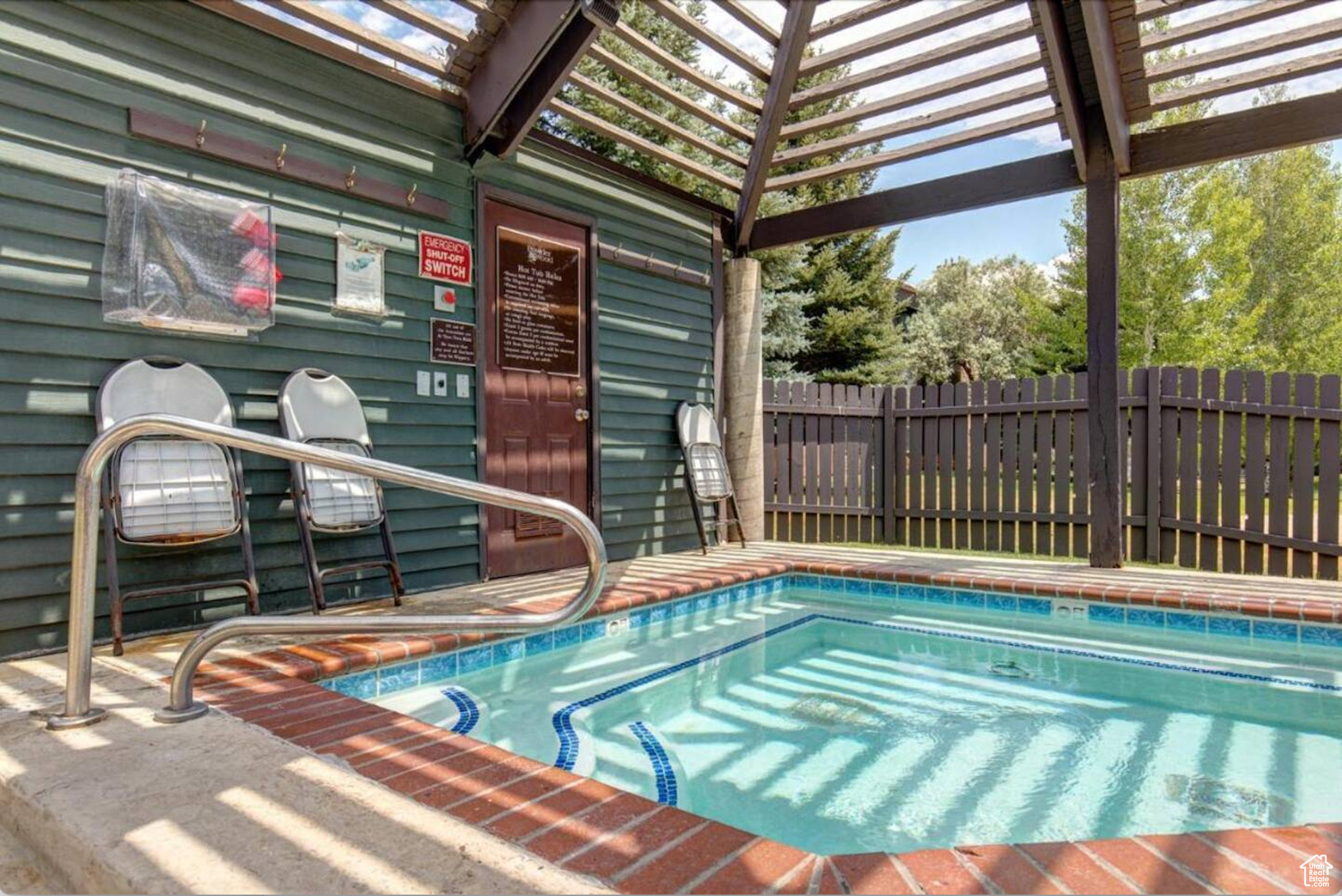 POWDERWOOD - Residential