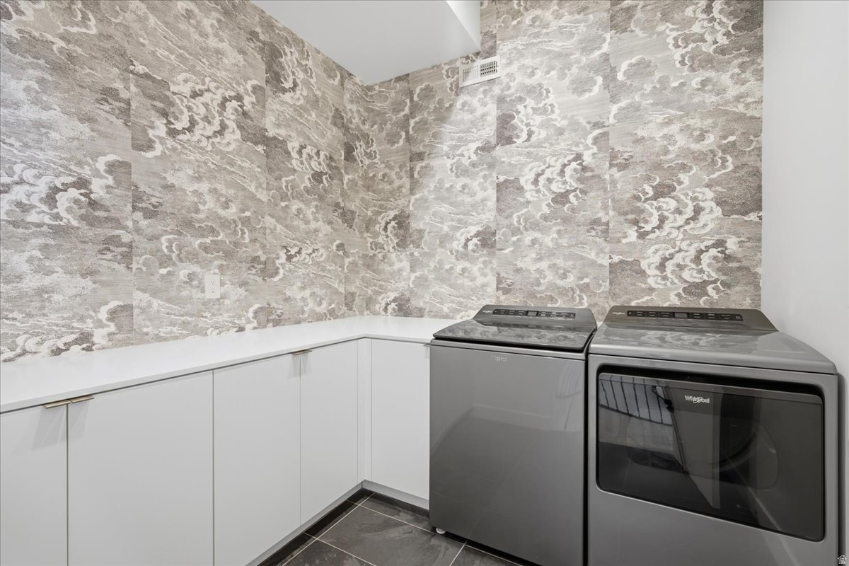 SUMMIT PARK - Residential