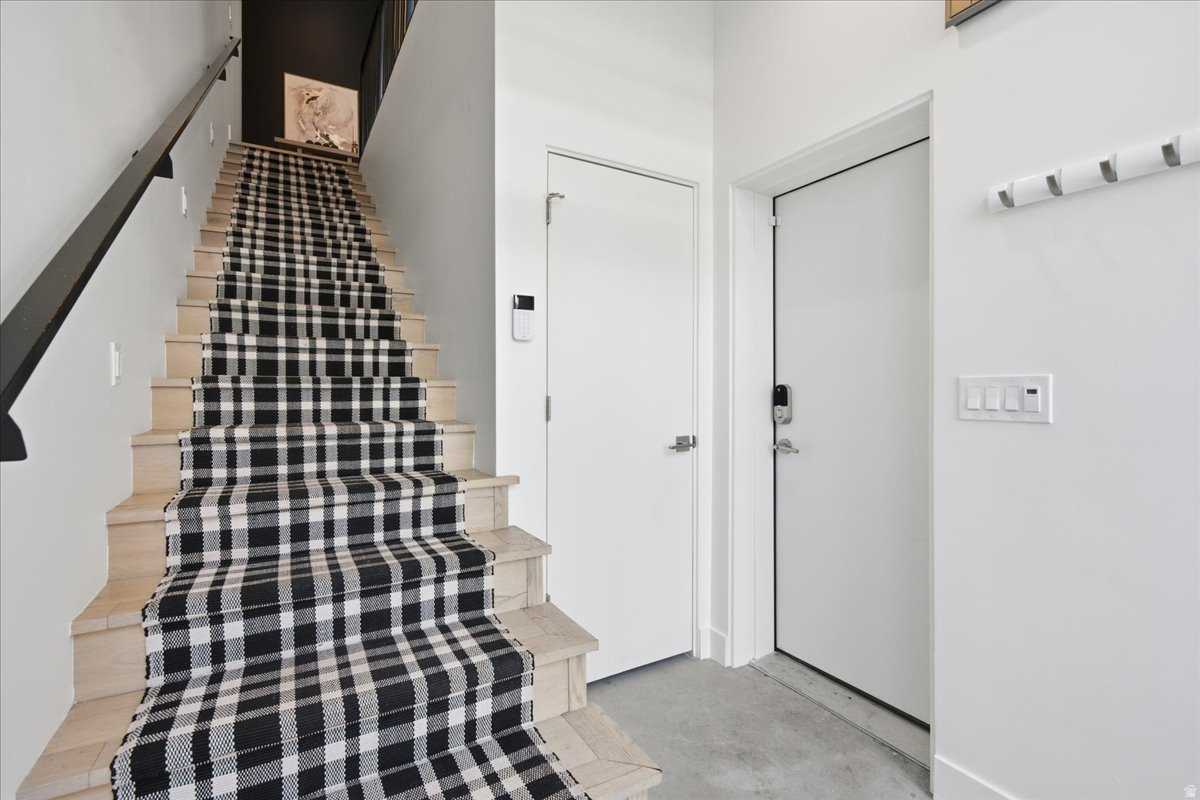 SUMMIT PARK - Residential