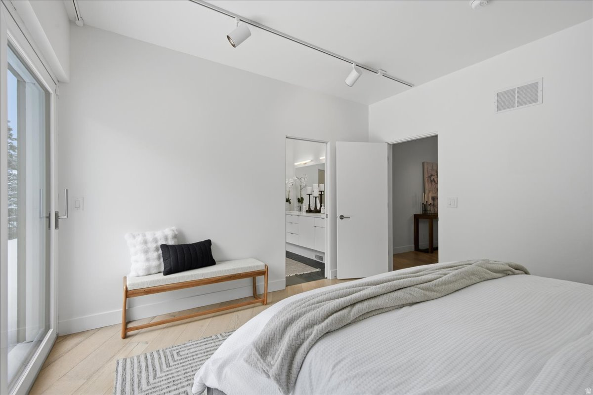 SUMMIT PARK - Residential