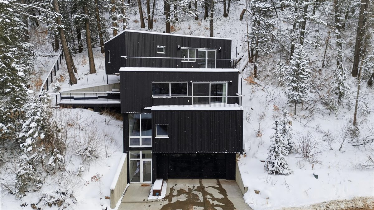 SUMMIT PARK - Residential