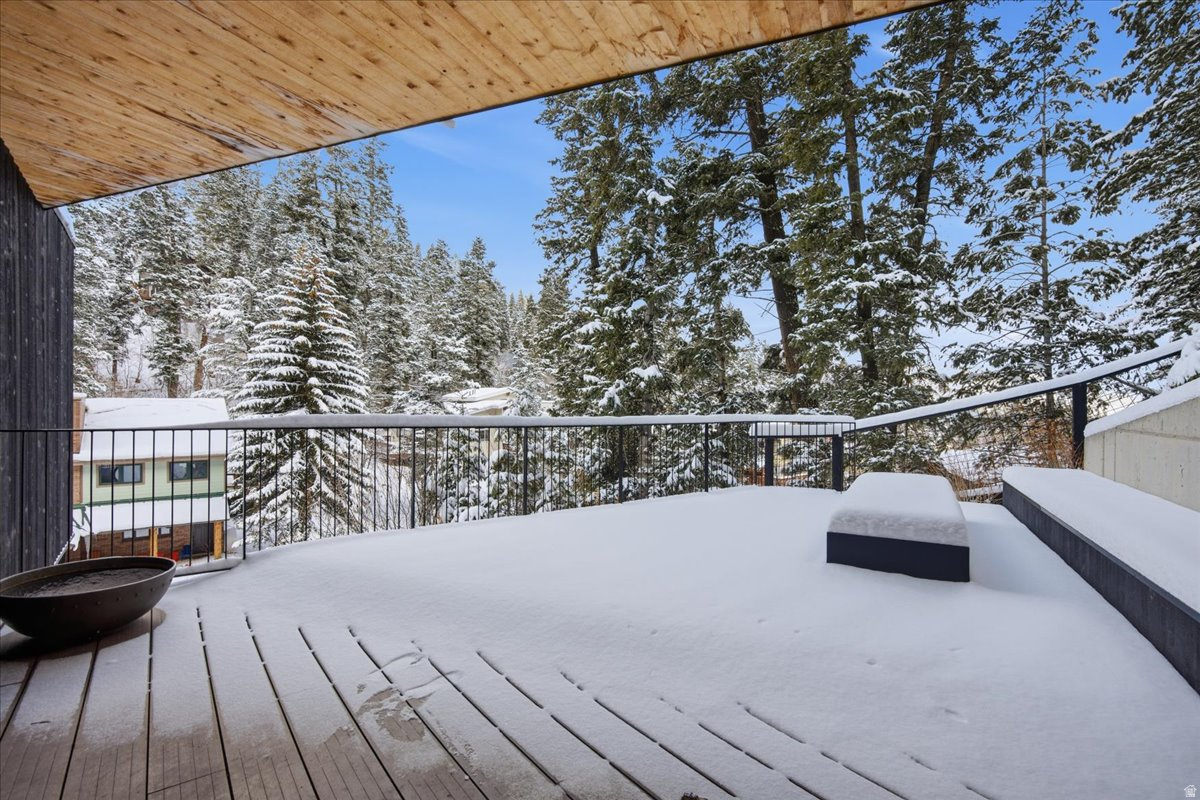 SUMMIT PARK - Residential