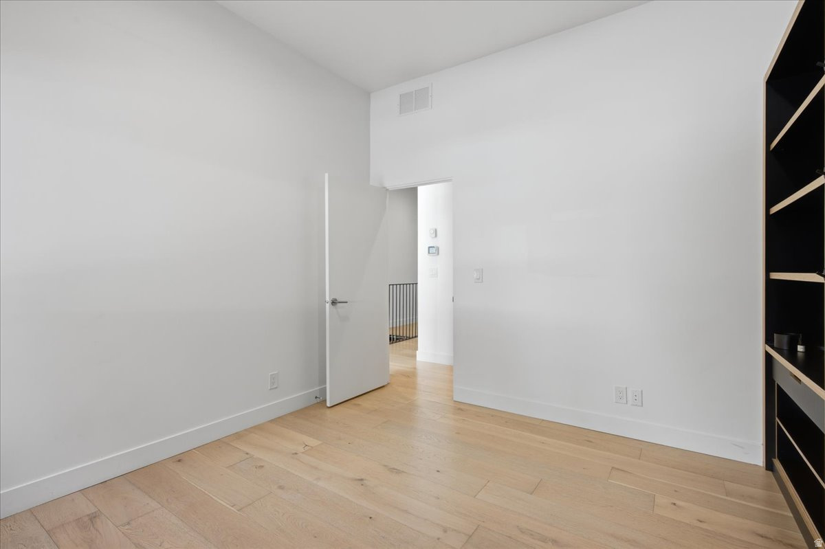 SUMMIT PARK - Residential