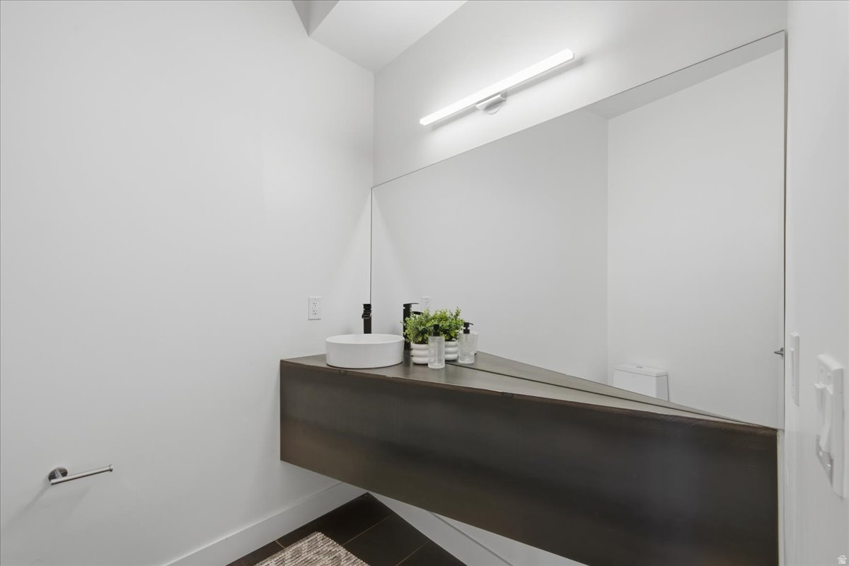 SUMMIT PARK - Residential