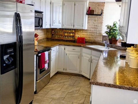 Tiny photo for 1407 SHEPHERD DR, Wellington, UT 84542 (MLS # 2114906)
