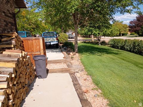 Tiny photo for 1407 SHEPHERD DR, Wellington, UT 84542 (MLS # 2114906)