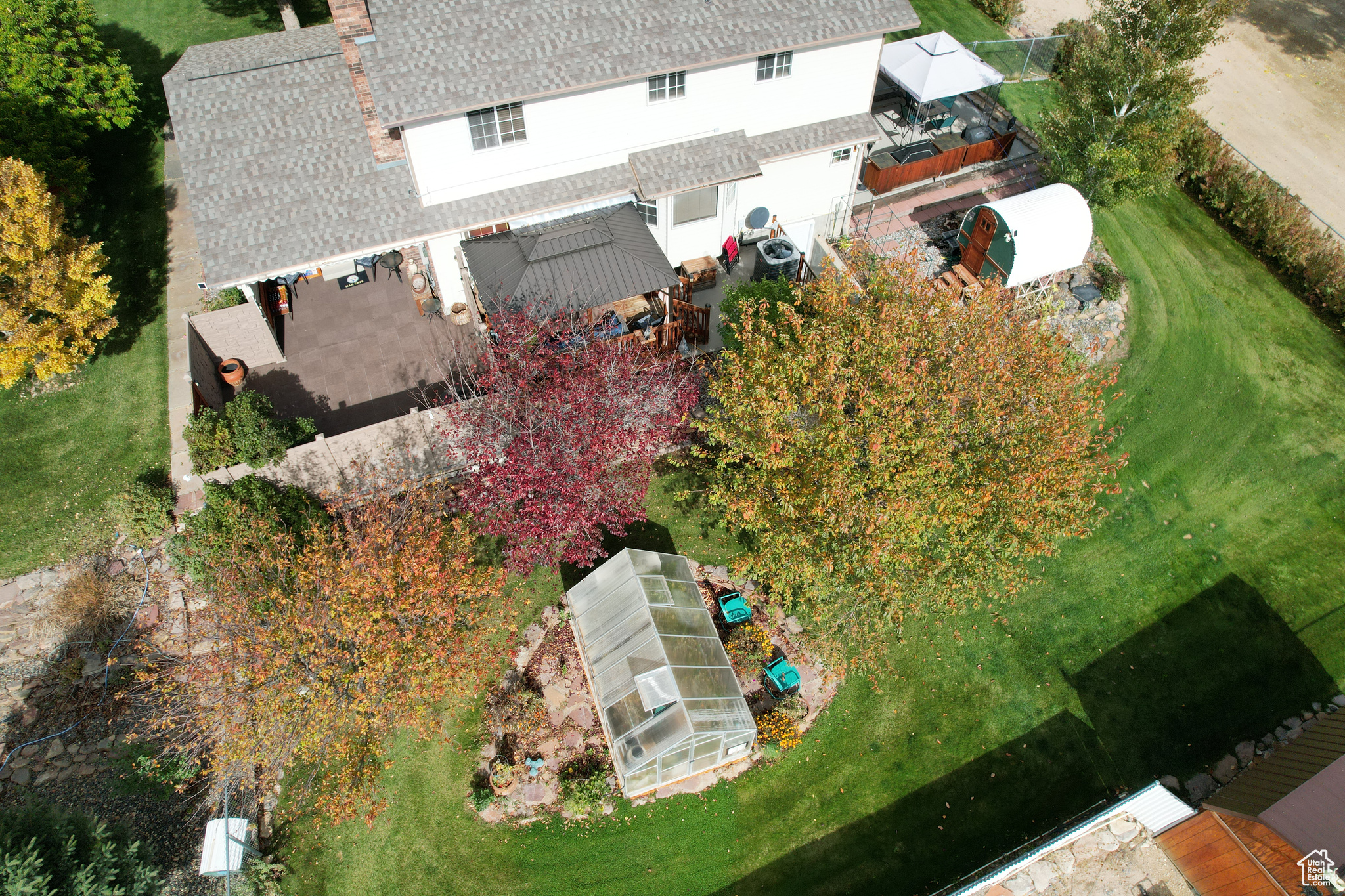 HILLCREST - Residential