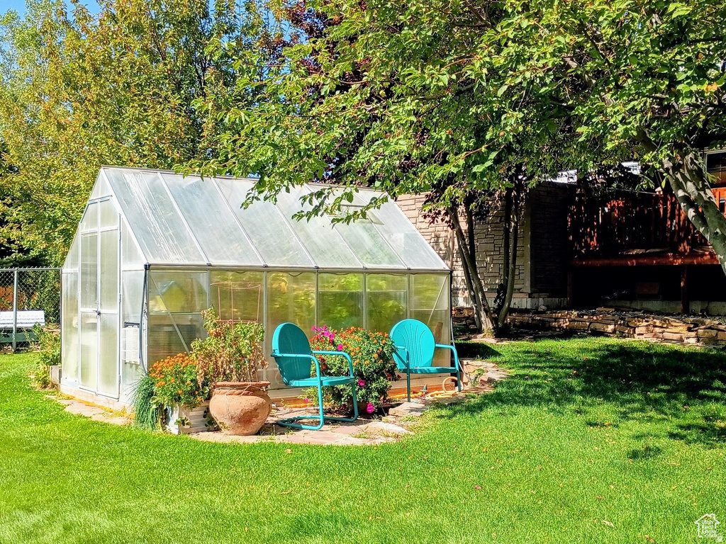 HILLCREST - Residential