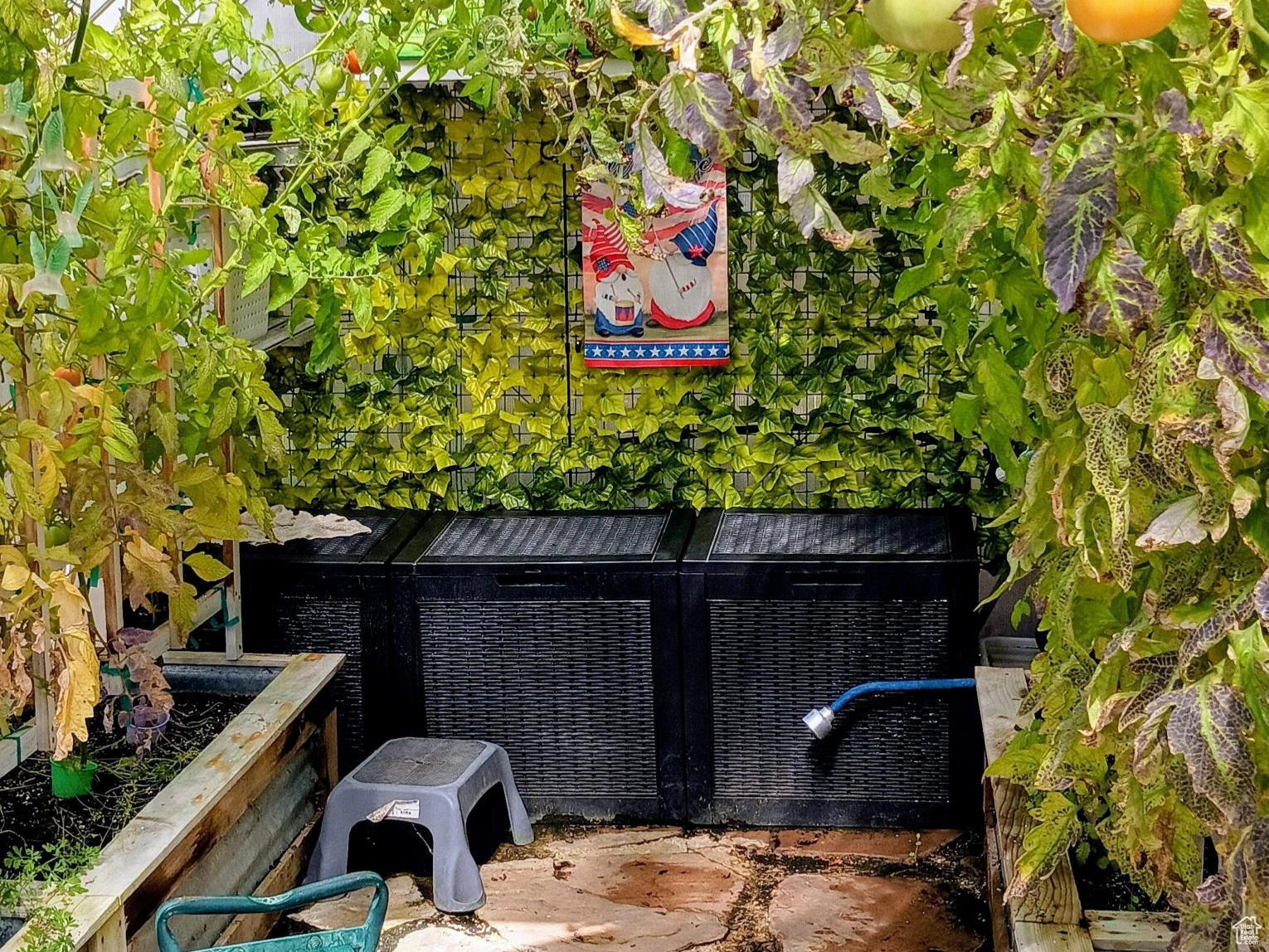 HILLCREST - Residential