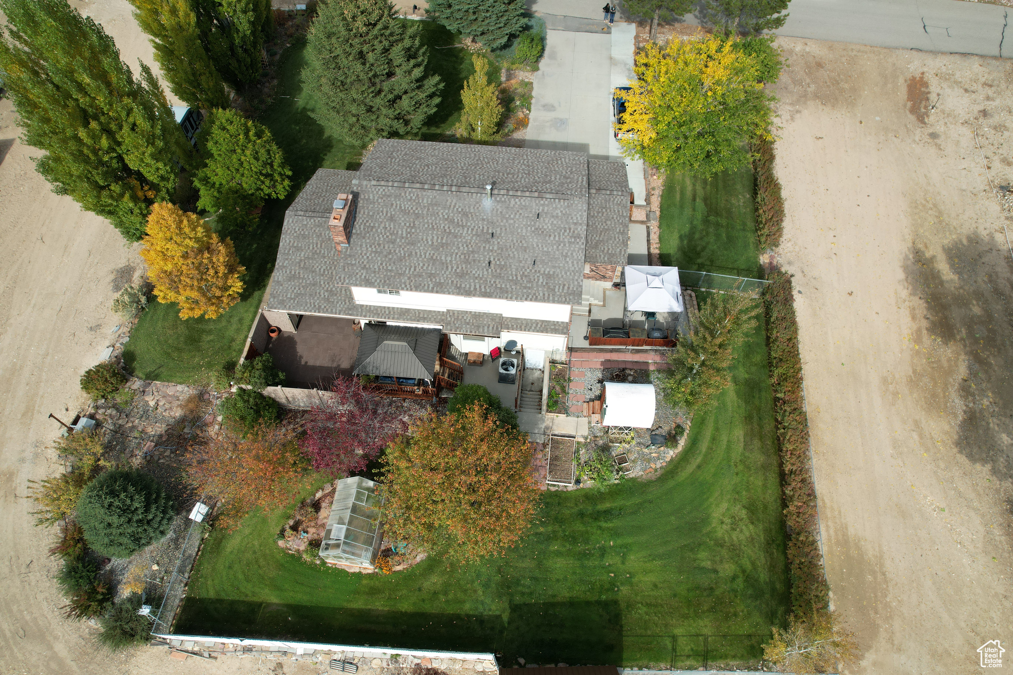 HILLCREST - Residential