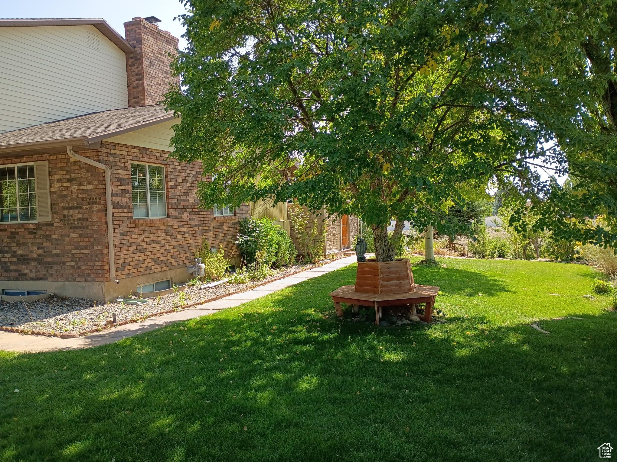 HILLCREST - Residential