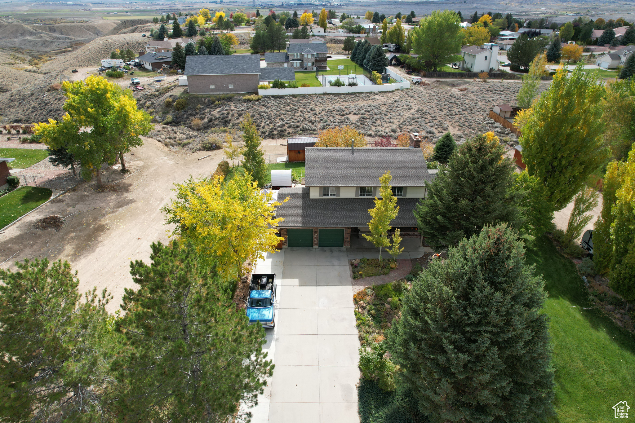 HILLCREST - Residential