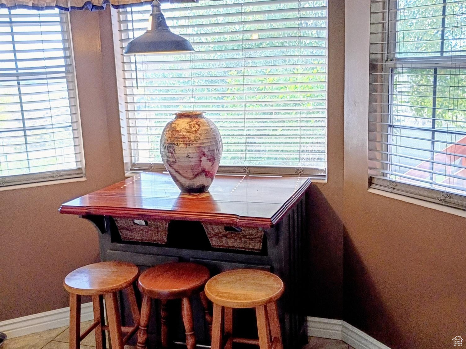 HILLCREST - Residential