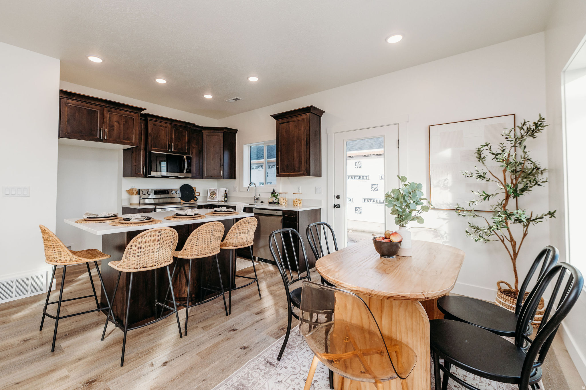 SPRING CREEK - Residential