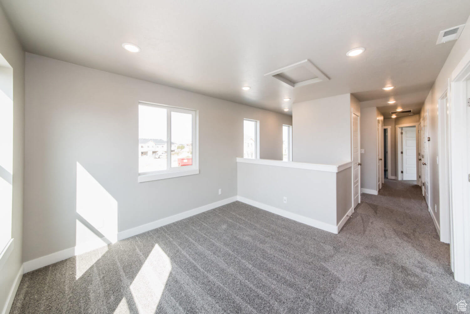 SPRING CREEK - Residential
