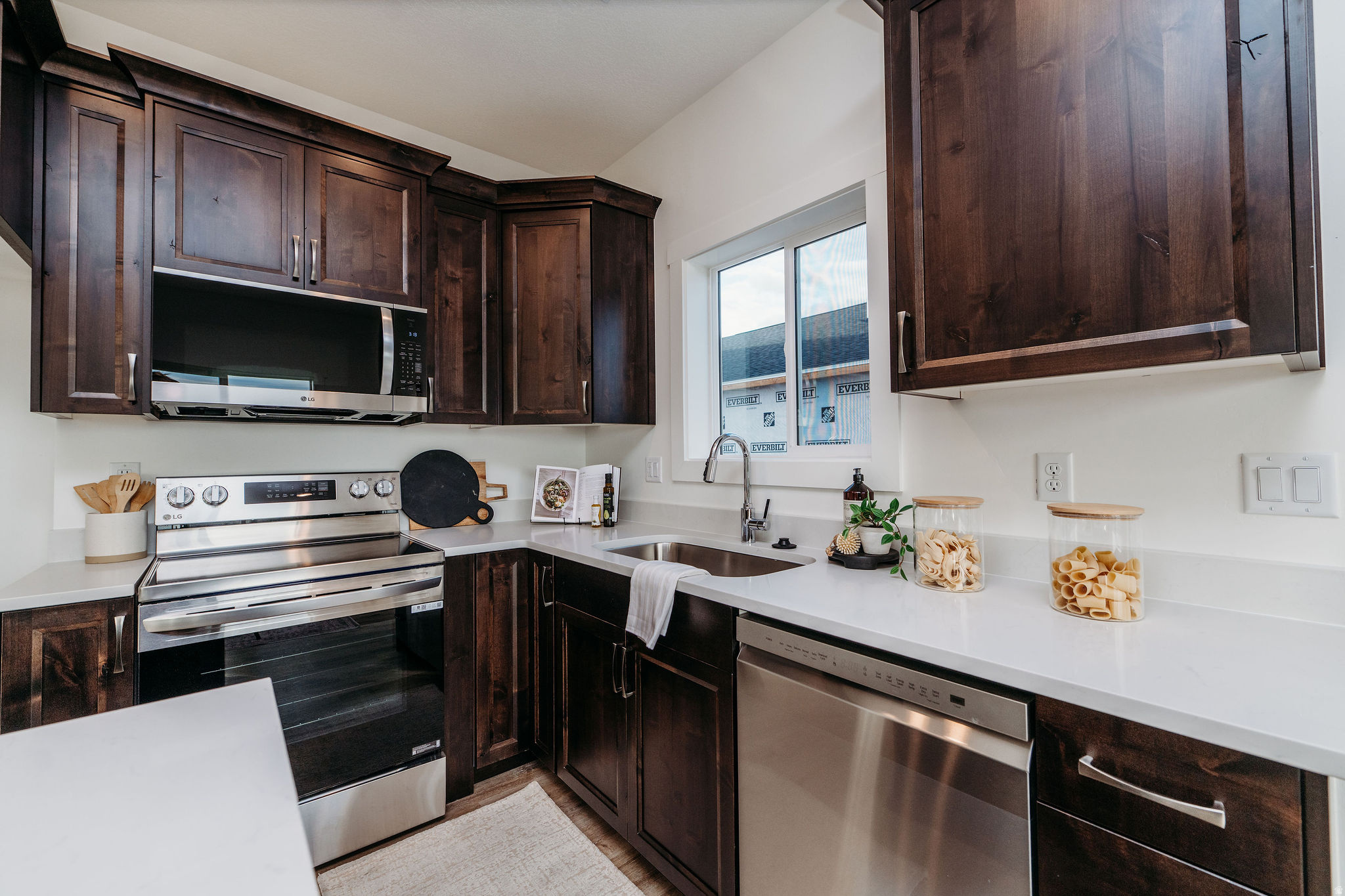 SPRING CREEK - Residential