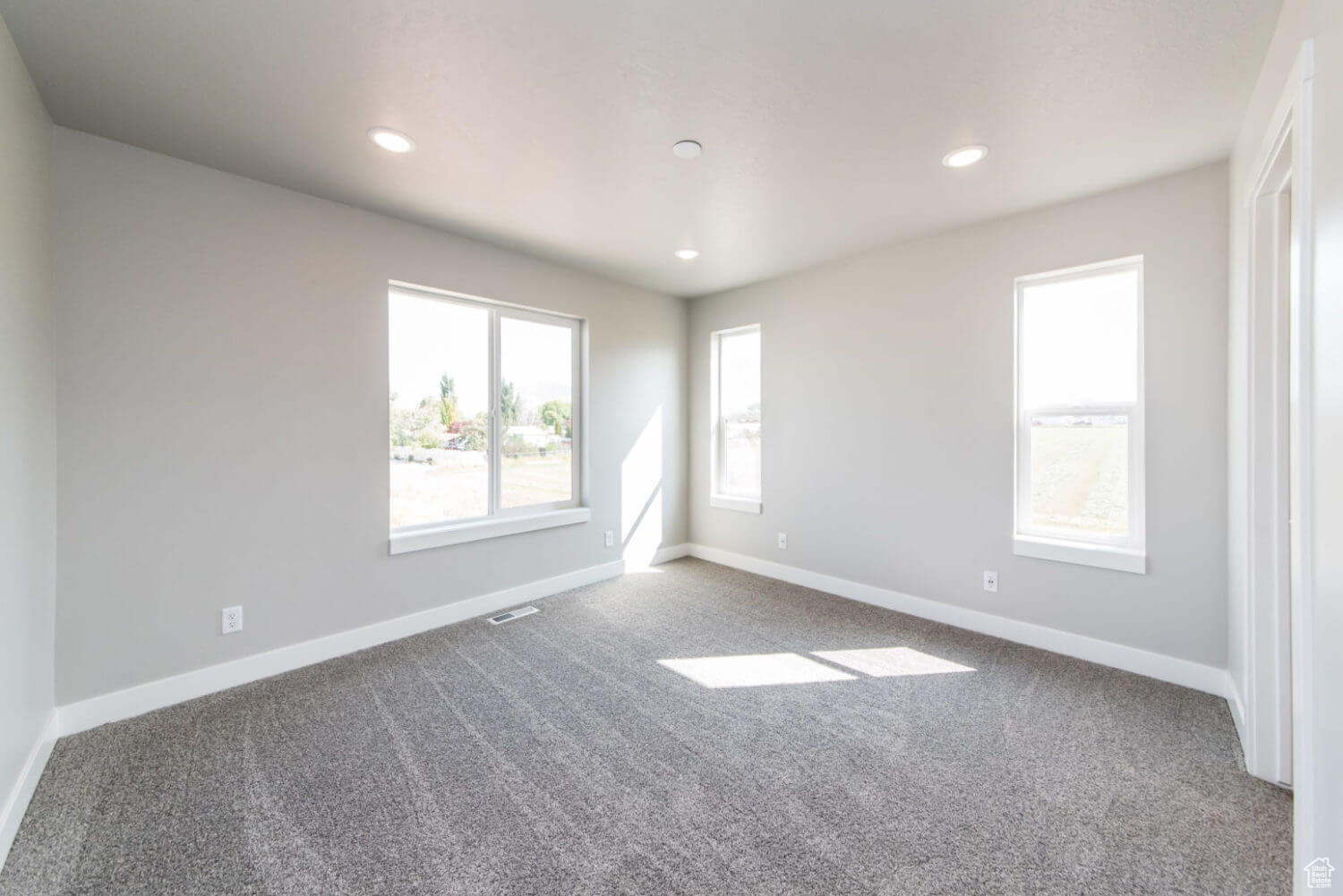 SPRING CREEK - Residential