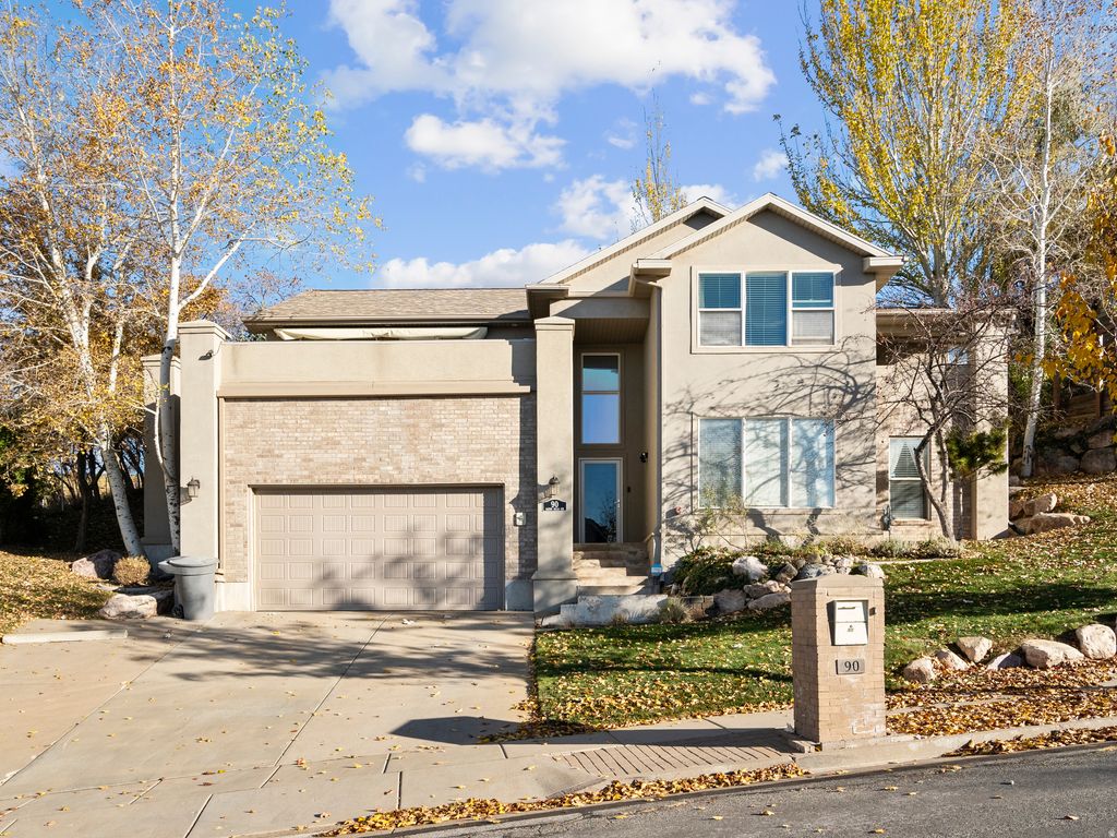 Photo of 90 SCENIC CIR, North Salt Lake, UT 84054 (MLS # 2122910)