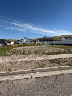 527 E 620 N, SMITHFIELD, UT 84335 - Image f3d8045cd192e692ffb656cfe23fcfa1/2158154026