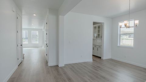 Tiny photo for 917 W BLACK TAIL ST S, Saratoga Springs, UT 84045 (MLS # 2125923)