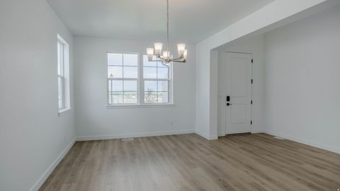 Tiny photo for 917 W BLACK TAIL ST S, Saratoga Springs, UT 84045 (MLS # 2125923)