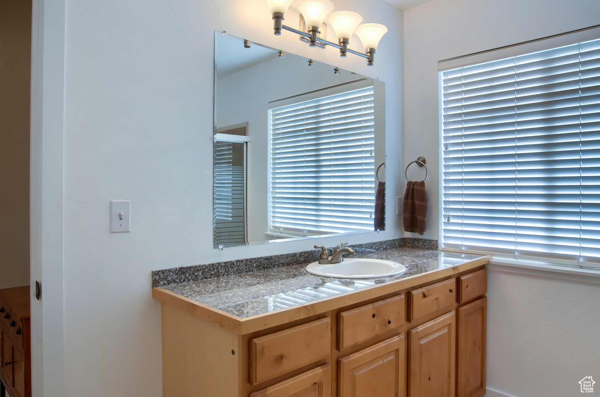 1896 N Main St, Orem, Utah image 30