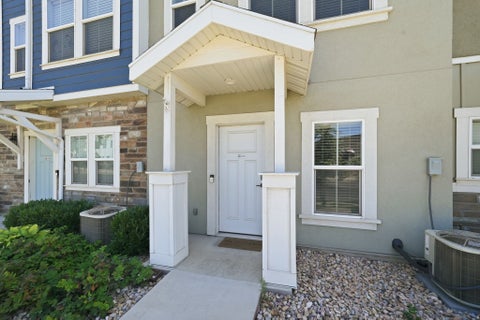 Photo of 635 E 380 N, Vineyard, UT 84059 (MLS # 2165771)