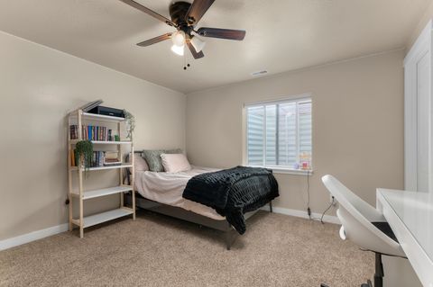 Tiny photo for 621 S SUGAR PINE DR, Layton, UT 84041 (MLS # 2133706)