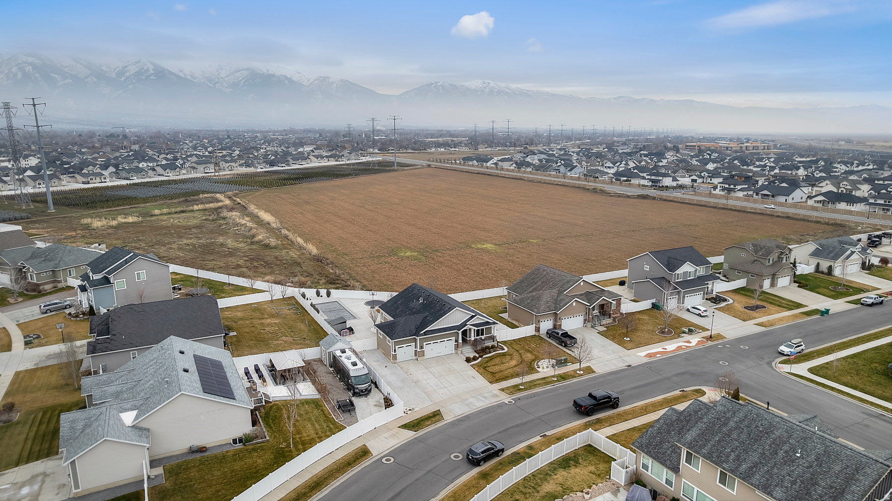 EVERGREEN FARMS - Residential