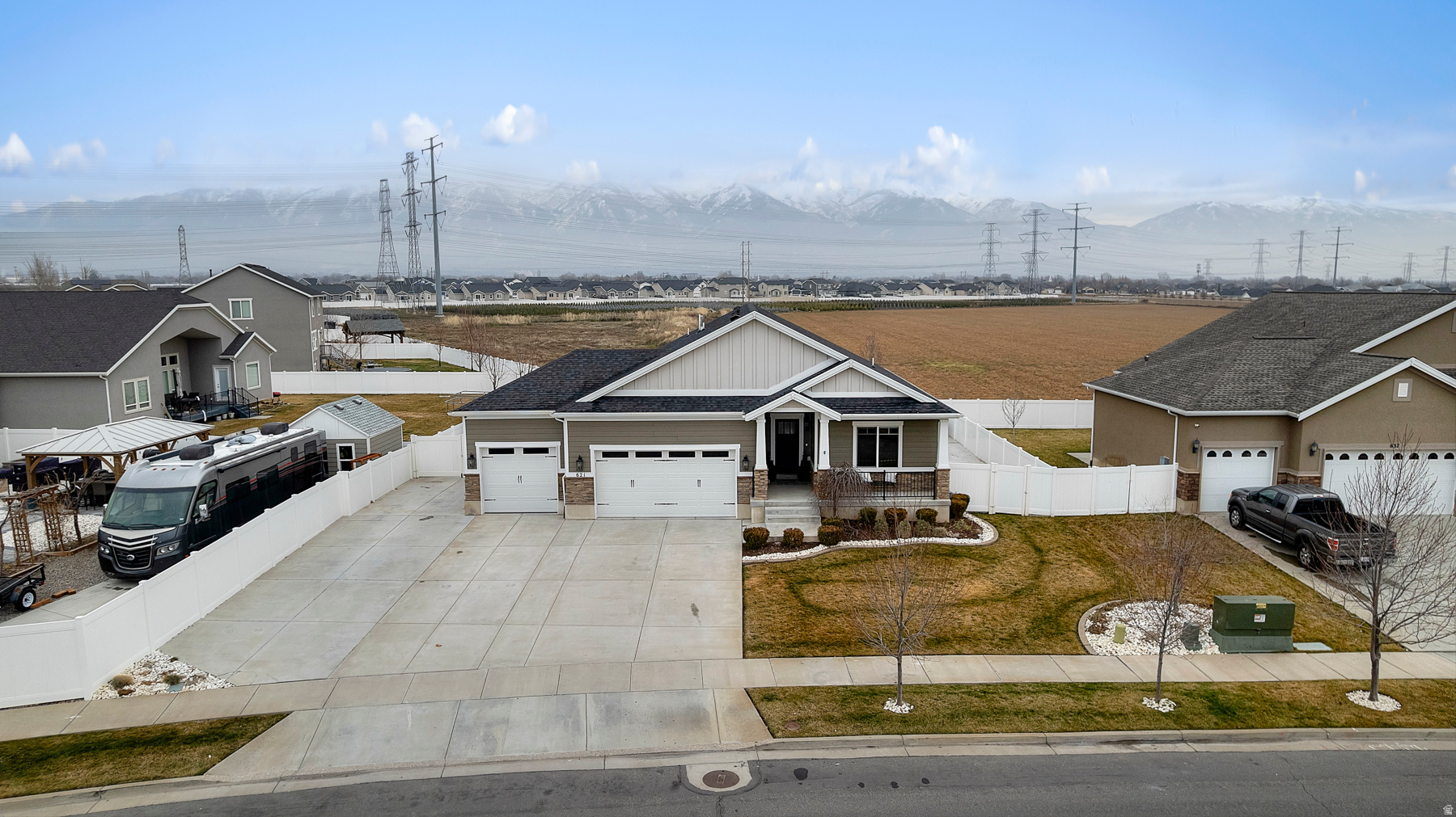 EVERGREEN FARMS - Residential