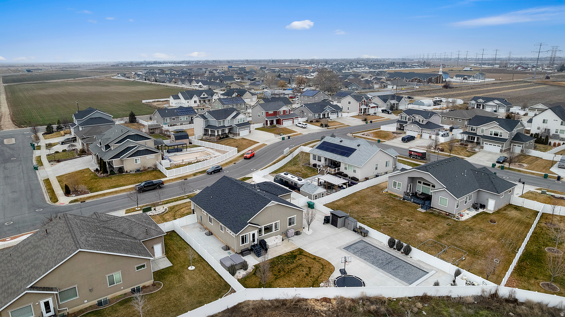 EVERGREEN FARMS - Residential