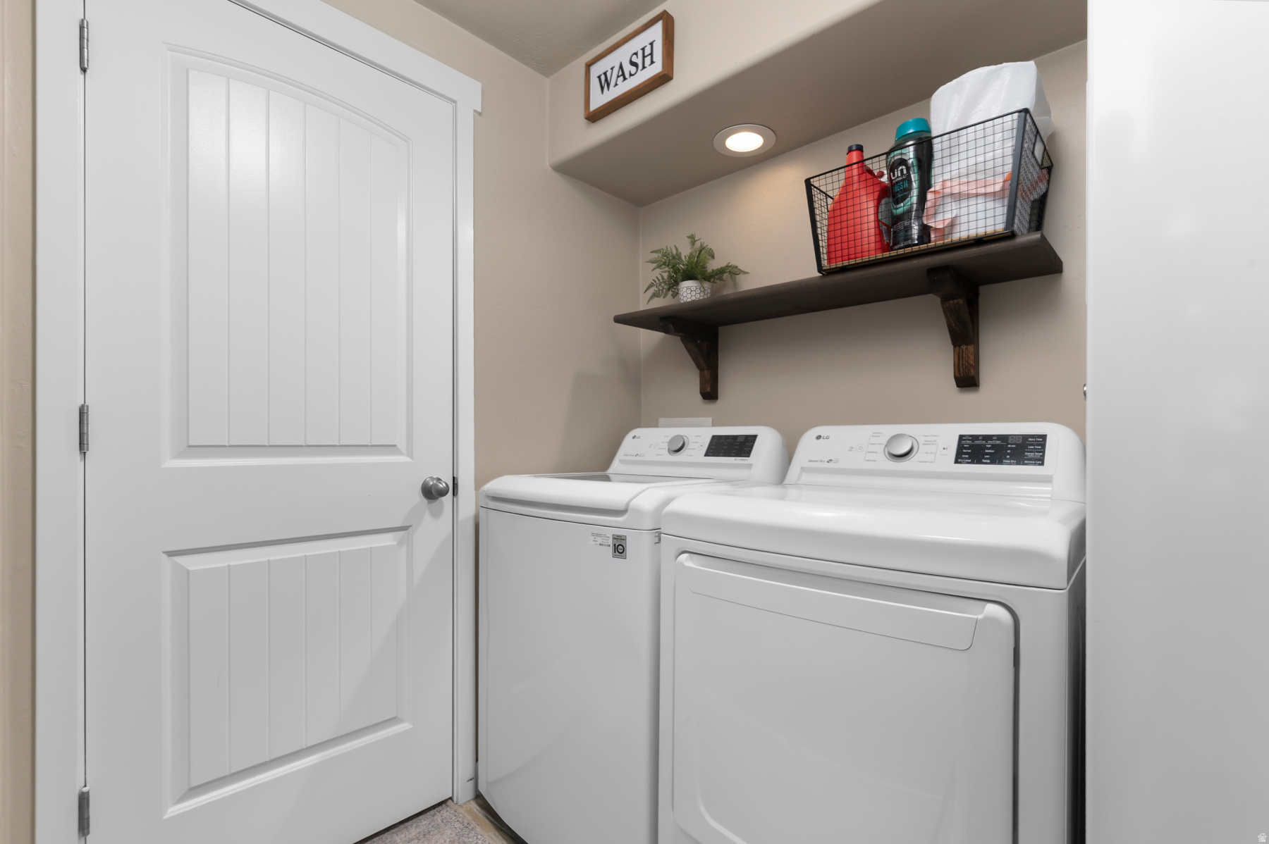 EVERGREEN FARMS - Residential