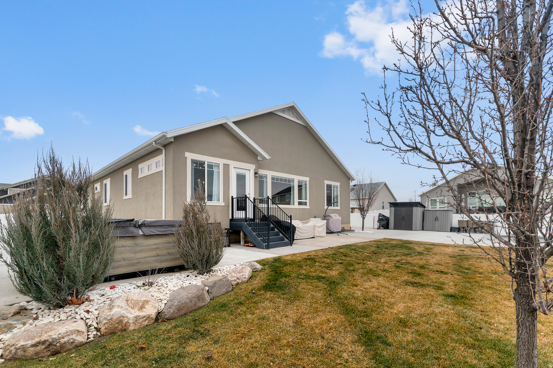 EVERGREEN FARMS - Residential