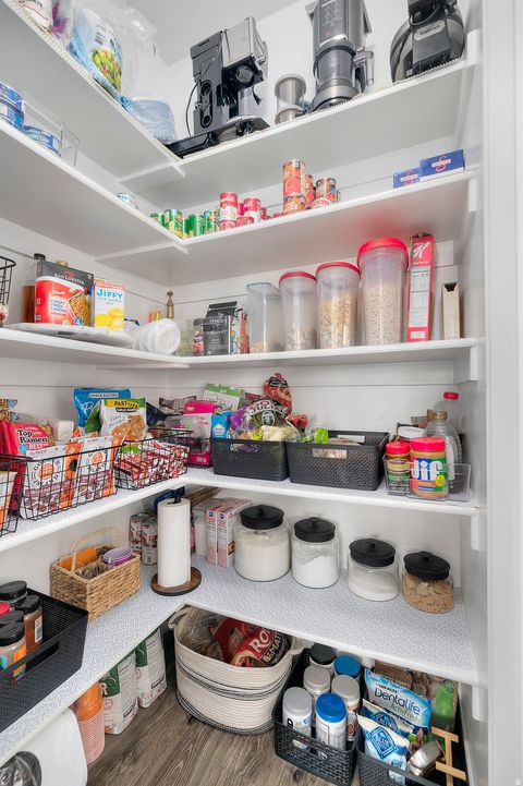 Tiny photo for 621 S SUGAR PINE DR, Layton, UT 84041 (MLS # 2133706)