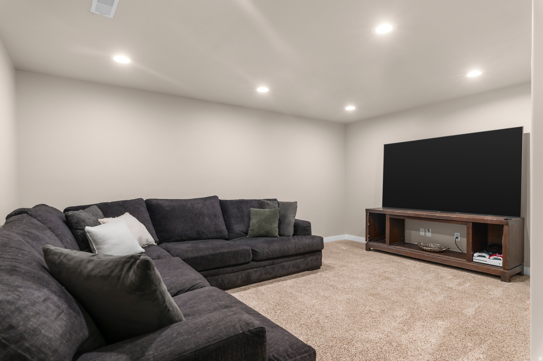 EVERGREEN FARMS - Residential