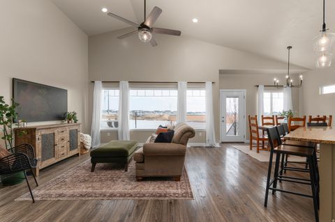 Tiny photo for 621 S SUGAR PINE DR, Layton, UT 84041 (MLS # 2133706)