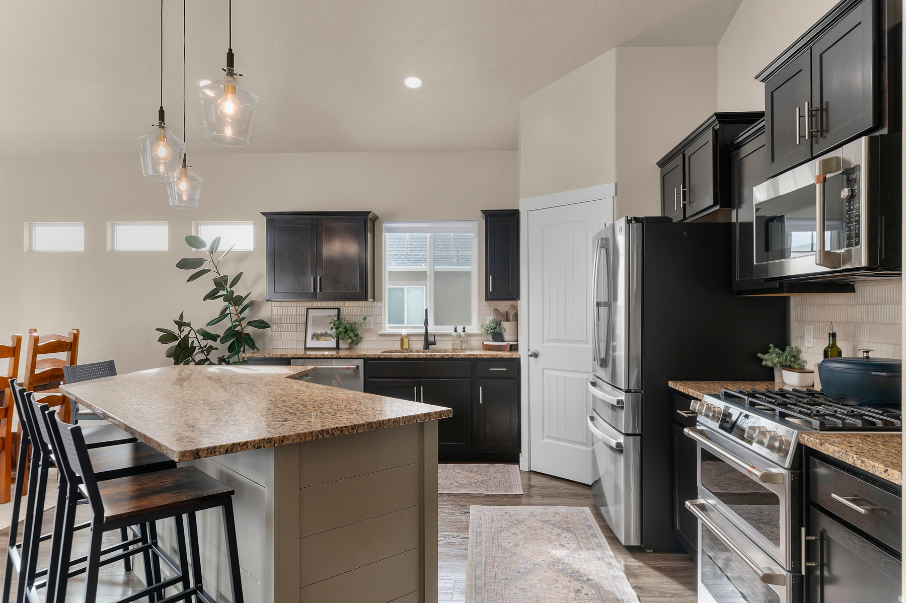 EVERGREEN FARMS - Residential