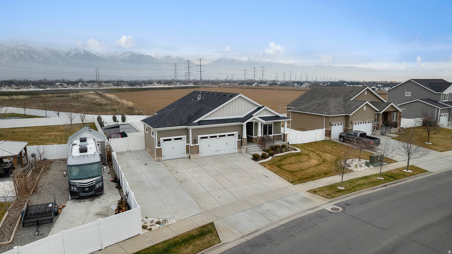 EVERGREEN FARMS - Residential