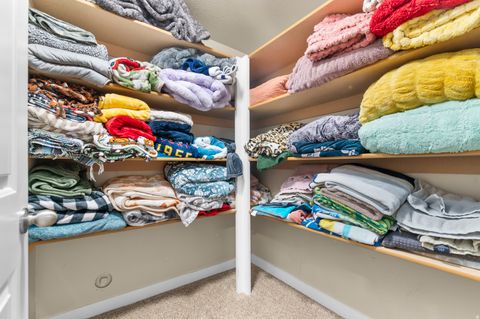 Tiny photo for 621 S SUGAR PINE DR, Layton, UT 84041 (MLS # 2133706)