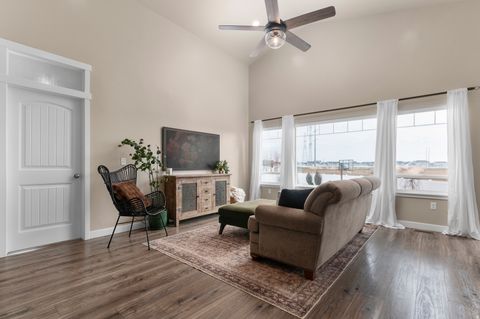 Tiny photo for 621 S SUGAR PINE DR, Layton, UT 84041 (MLS # 2133706)