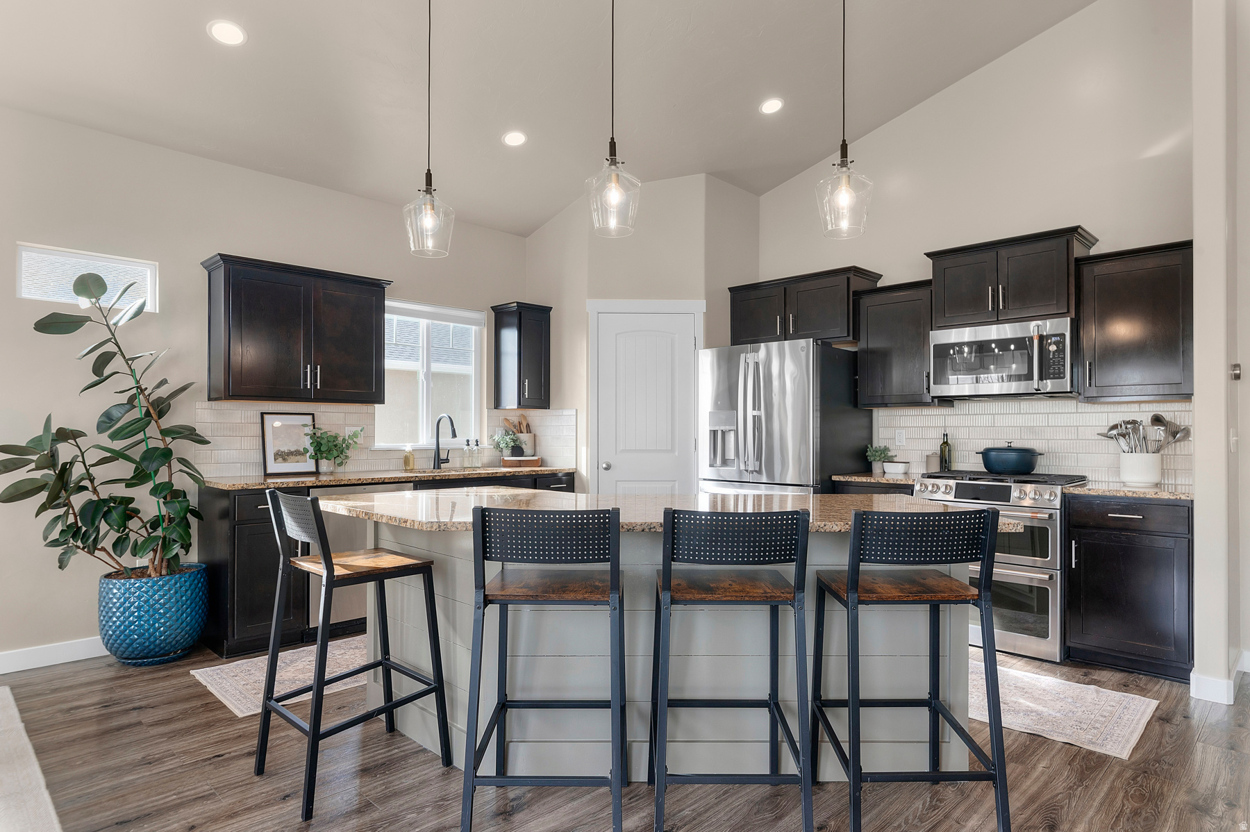 EVERGREEN FARMS - Residential