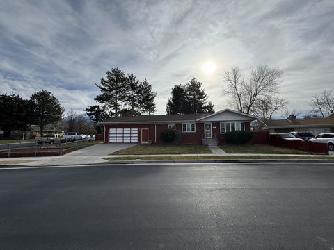 Tiny photo for 1098 E LORI WAY S, Murray, UT 84117 (MLS # 2128778)