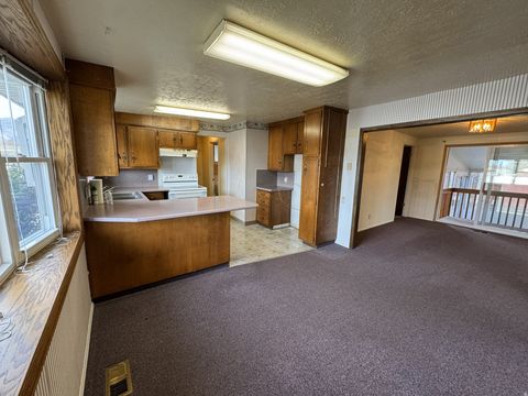 Tiny photo for 1098 E LORI WAY S, Murray, UT 84117 (MLS # 2128778)