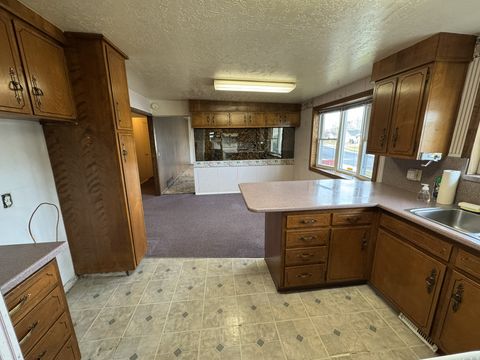 Tiny photo for 1098 E LORI WAY S, Murray, UT 84117 (MLS # 2128778)