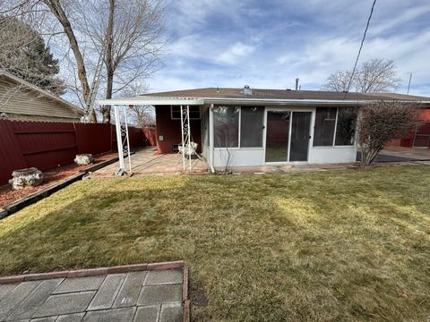 Tiny photo for 1098 E LORI WAY S, Murray, UT 84117 (MLS # 2128778)