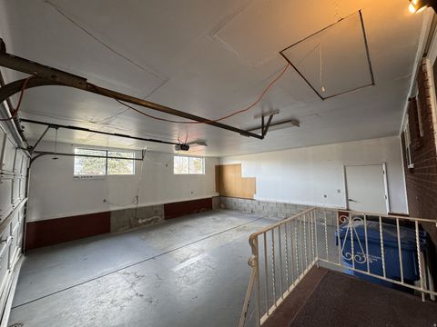 Tiny photo for 1098 E LORI WAY S, Murray, UT 84117 (MLS # 2128778)